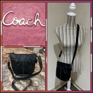 Coach SOHO Swing Black Pack Leather Crossbody Bag